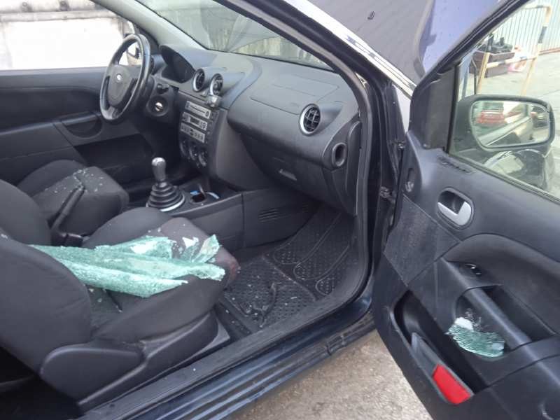 ford fiesta (cbk) del año 2005