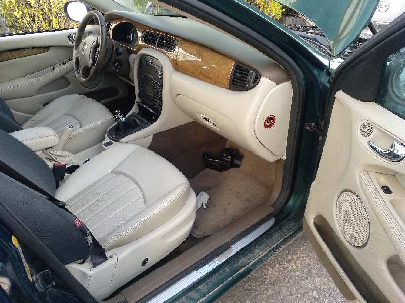 jaguar x-type del año 2004