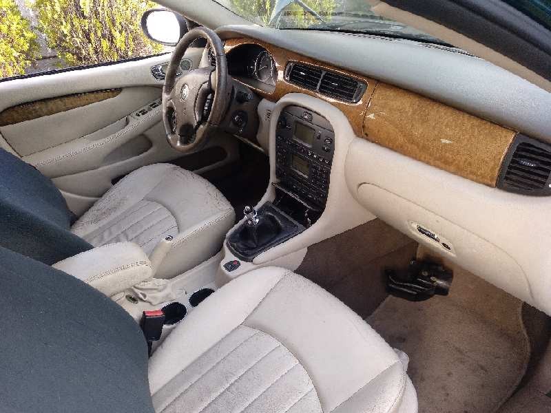 jaguar x-type del año 2004