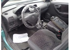 opel corsa c del año 2003 2