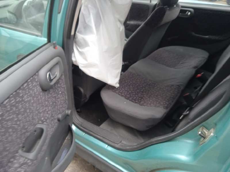 opel corsa c del año 2003