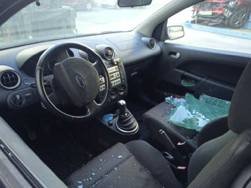 ford fiesta (cbk) del año 2005