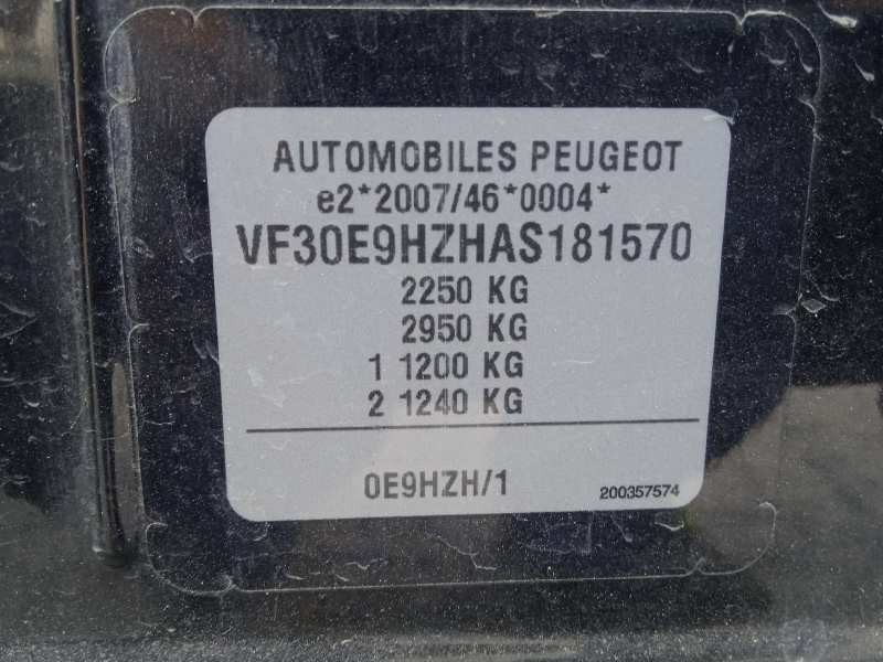 peugeot 5008 del año 2010