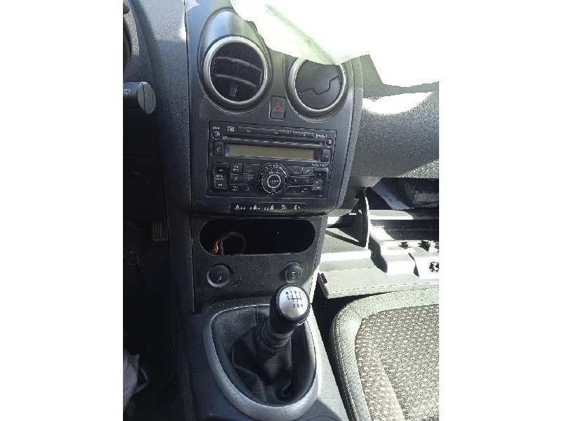 nissan qashqai (j10) del año 2008