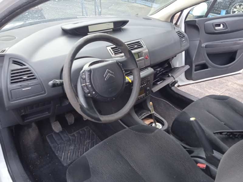 citroën c4 berlina del año 2009