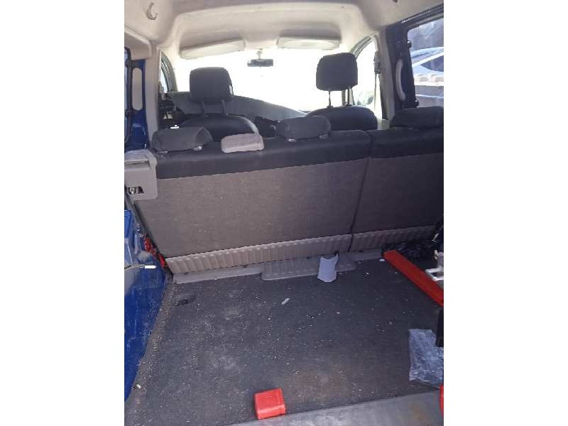 renault kangoo del año 2010