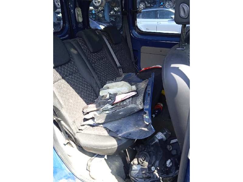 renault kangoo del año 2010