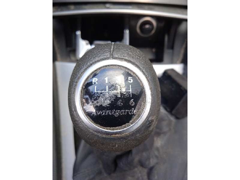 mercedes-benz clase c (w203) berlina del año 2005