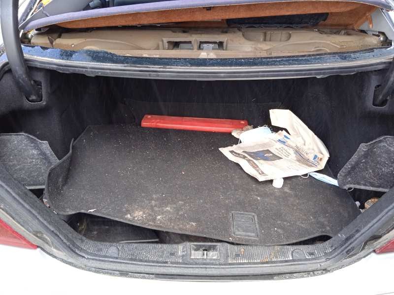 mercedes-benz clase c (w203) berlina del año 2005