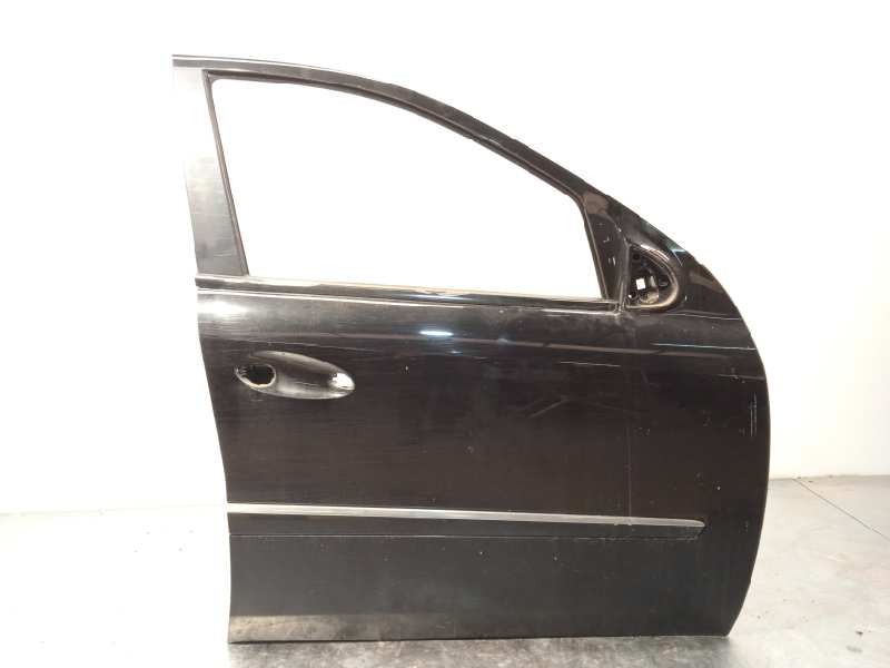 PUERTA DELANTERA DERECHA A1647200205 