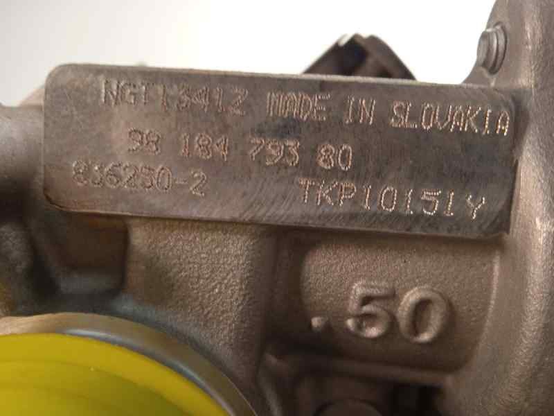 toyota auris del año 2014