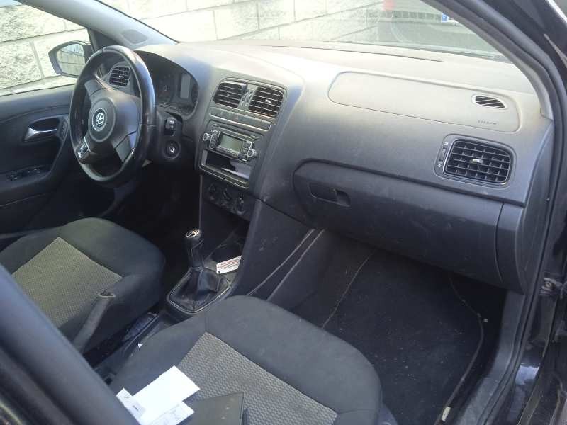 volkswagen polo (6r1) del año 2009