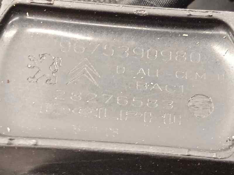 toyota auris del año 2014