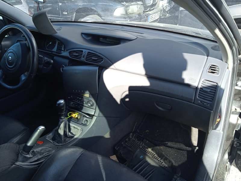 renault laguna ii (bg0) del año 2005