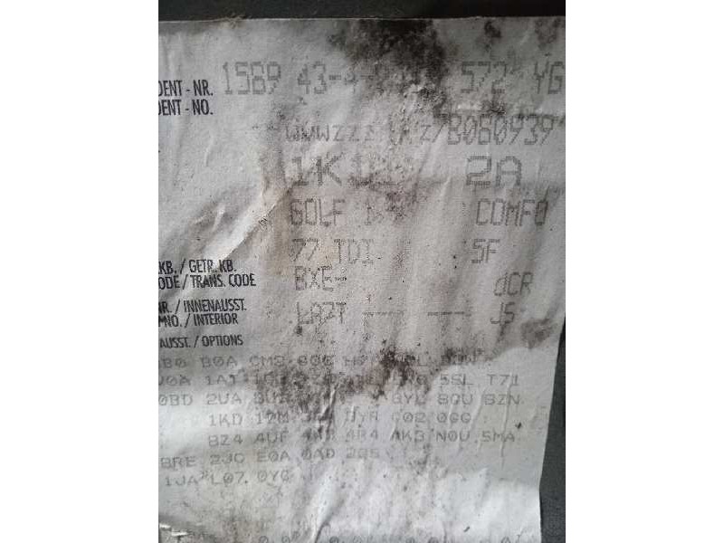 volkswagen golf v berlina (1k1) del año 2006