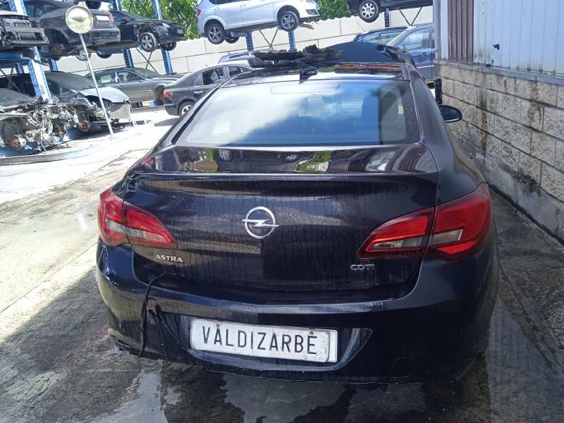 opel astra j lim. del año 2014