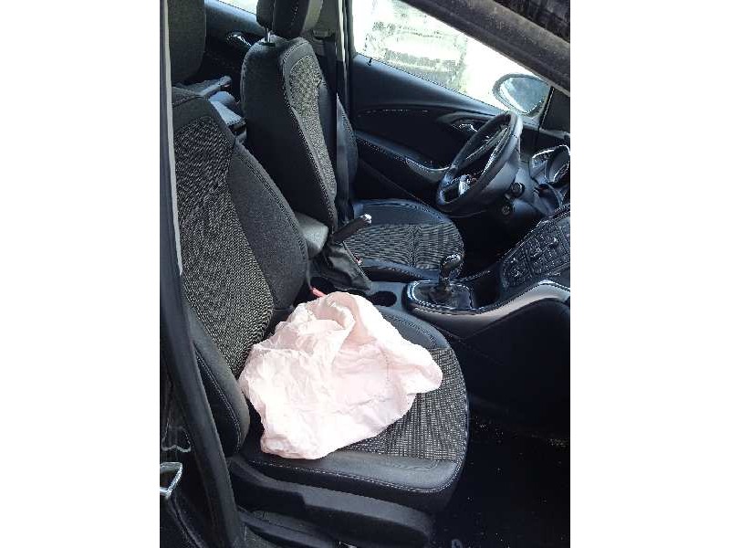 opel astra j lim. del año 2014