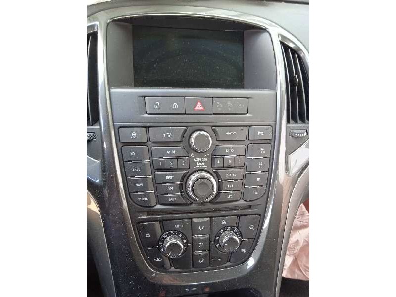 opel astra j lim. del año 2014