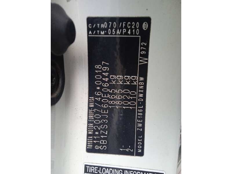 toyota auris del año 2014