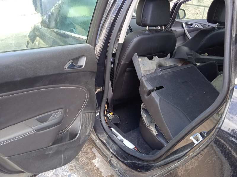 opel astra j lim. del año 2014