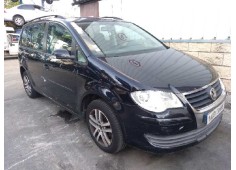 VOLKSWAGEN TOURAN (1T2)
