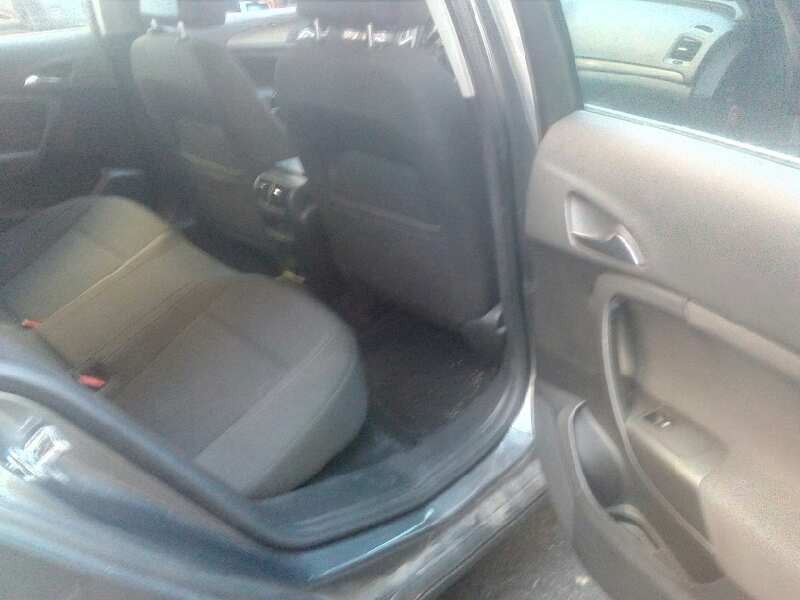 opel insignia berlina del año 2009