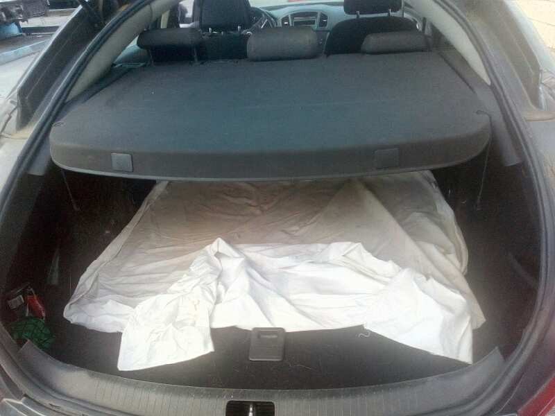 opel insignia berlina del año 2009