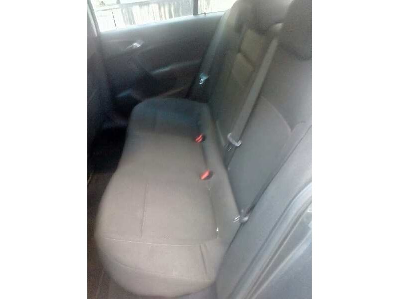 opel insignia berlina del año 2009