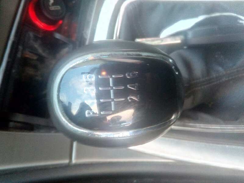 opel insignia berlina del año 2009