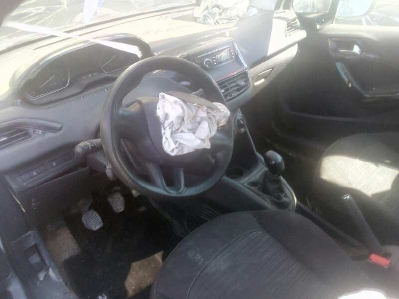 peugeot 208 del año 2016