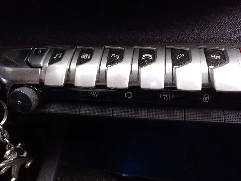 peugeot 3008 del año 2017