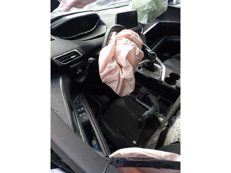 peugeot 3008 del año 2017