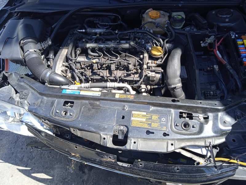 saab 9-3 berlina del año 2005