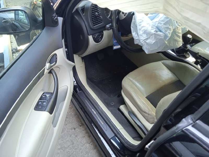 saab 9-3 berlina del año 2005