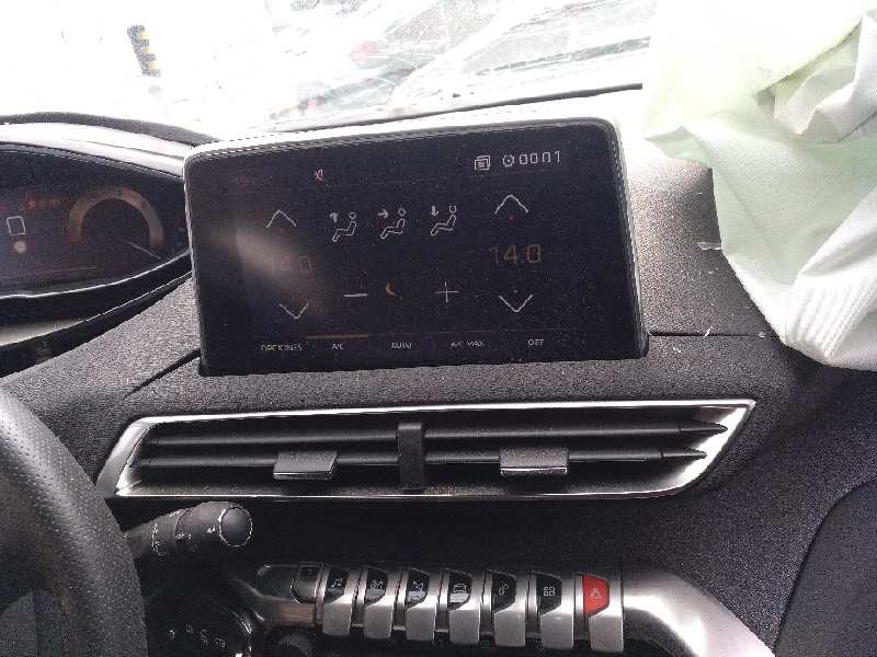 peugeot 3008 del año 2017