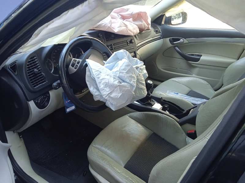 saab 9-3 berlina del año 2005