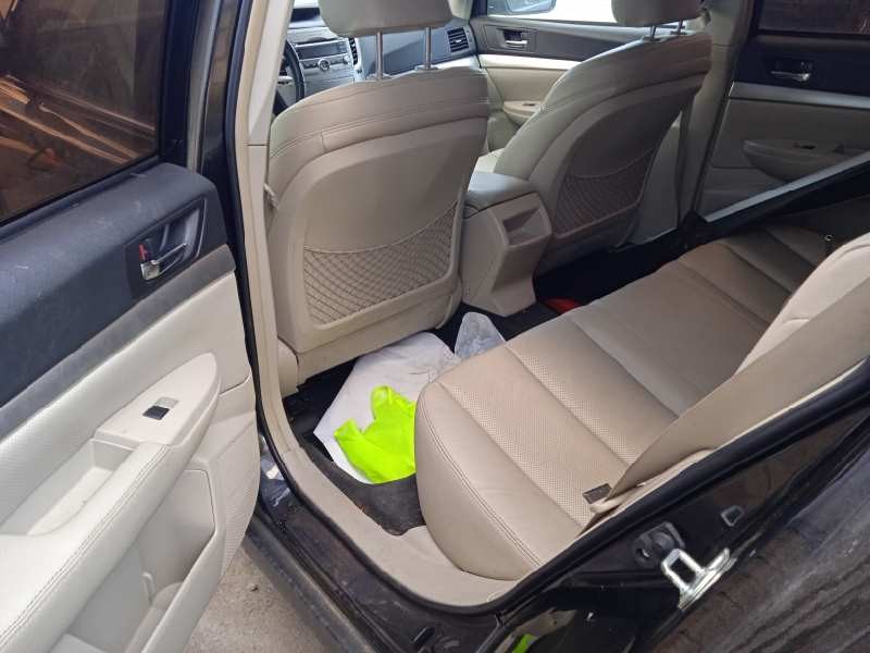 subaru legacy kombi/outback b14 del año 2009