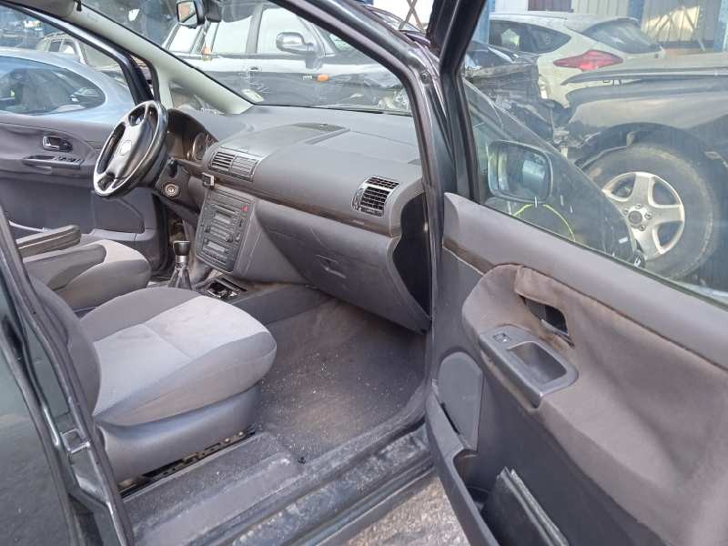 seat alhambra (7v9) del año 2007