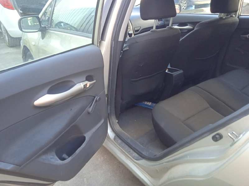 toyota auris del año 2007