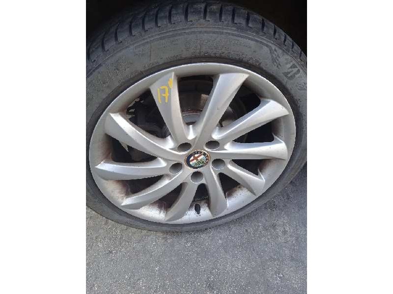 alfa romeo giulietta (191) del año 2011