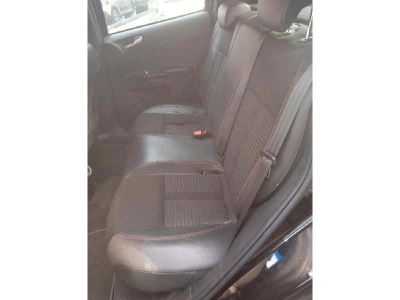 alfa romeo giulietta (191) del año 2011