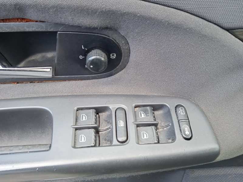 seat alhambra (7v9) del año 2007