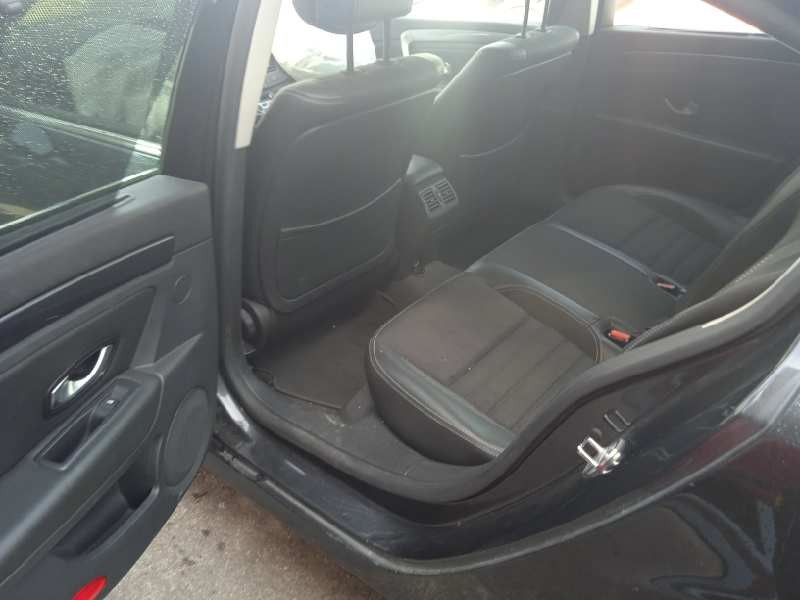 renault laguna iii del año 2010