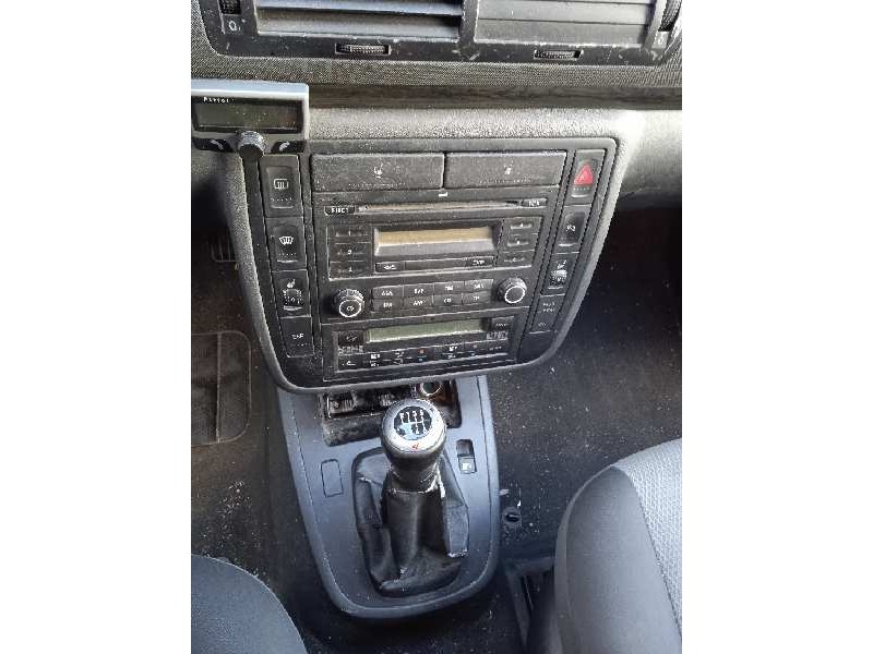 seat alhambra (7v9) del año 2007