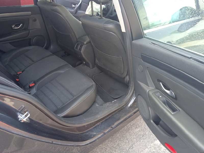 renault laguna iii del año 2010