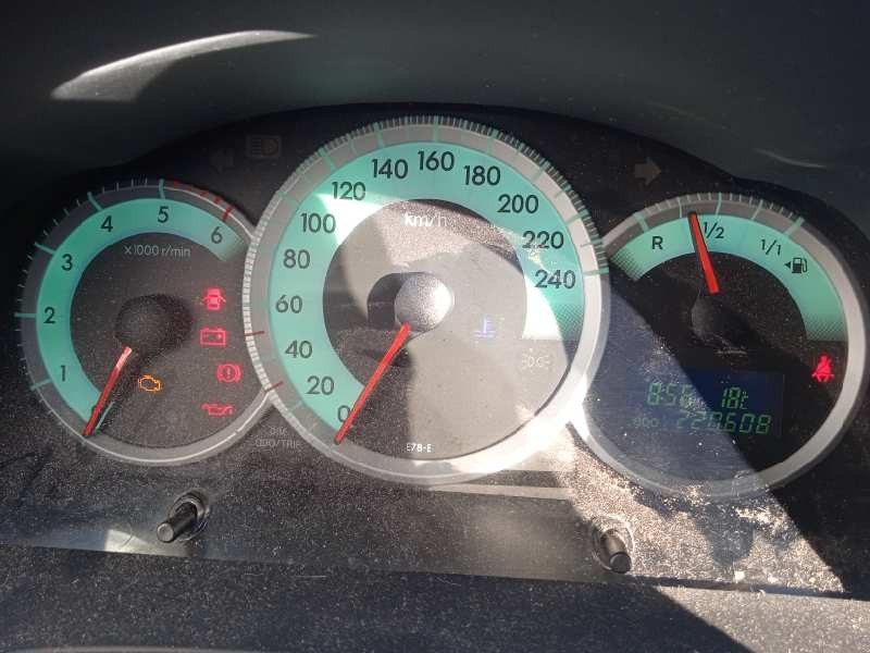 toyota corolla verso (r1) del año 2008