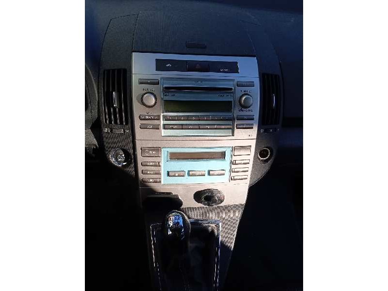 toyota corolla verso (r1) del año 2008