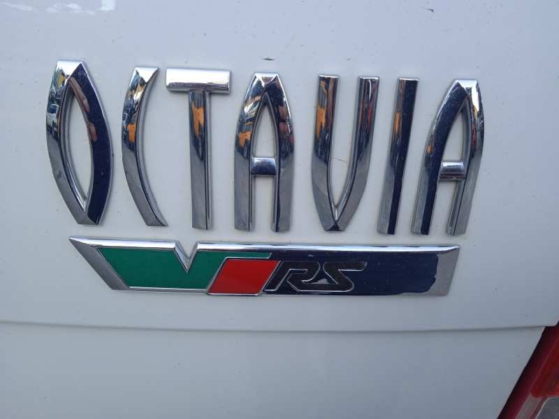 skoda octavia combi (1z5) del año 2008