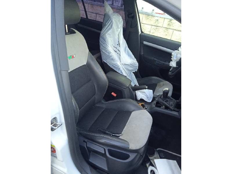 skoda octavia combi (1z5) del año 2008