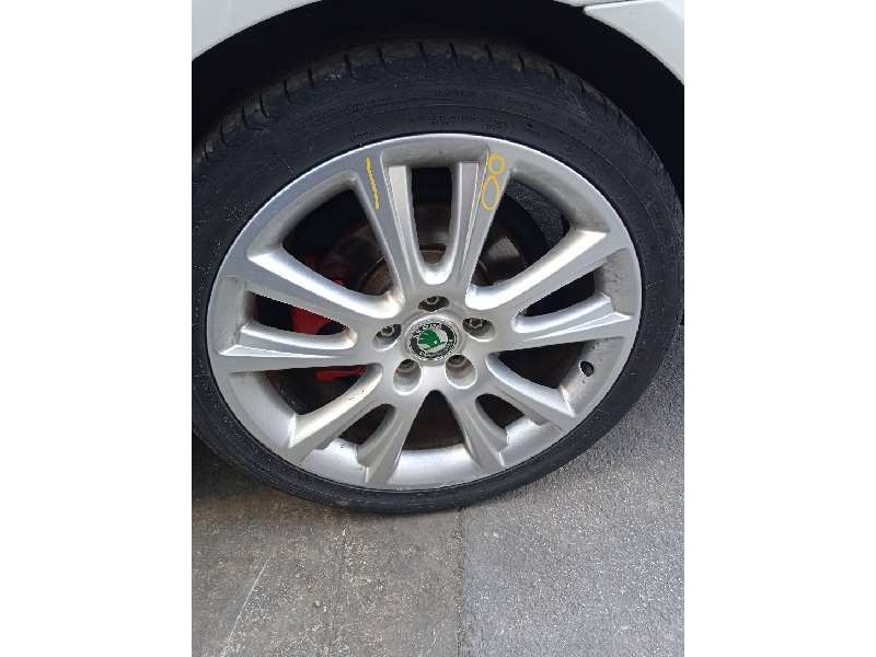 skoda octavia combi (1z5) del año 2008